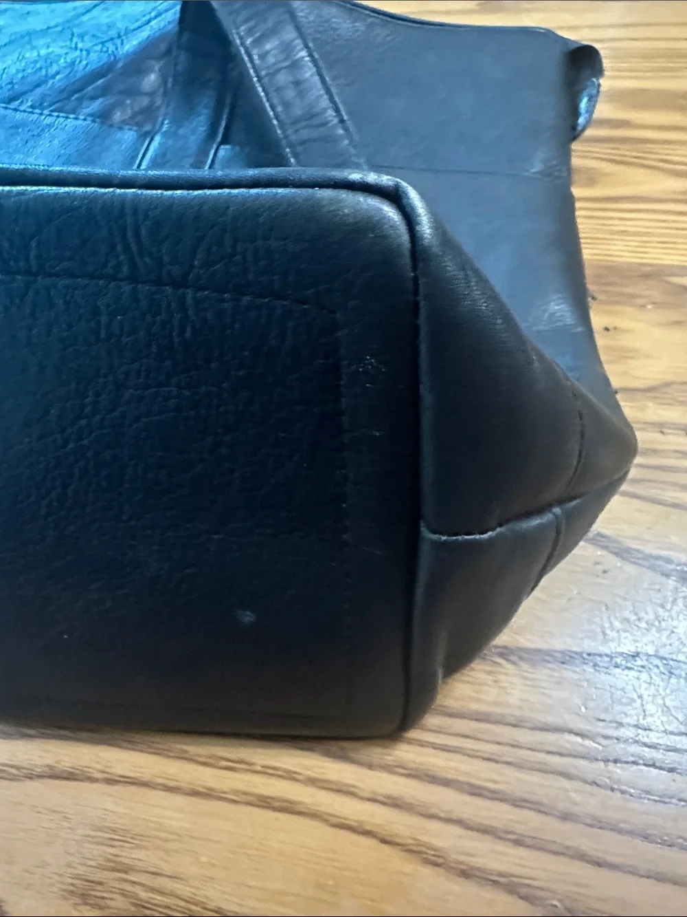 Andrew Phillips Women's Black Leather Zip-Top Tote Bag 20L X 14 H X 4.5 (bag 15)